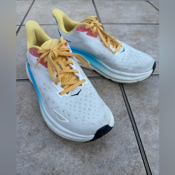 HOKA
WOMEN'S CLIFTON 9 - Picture 10 of 15